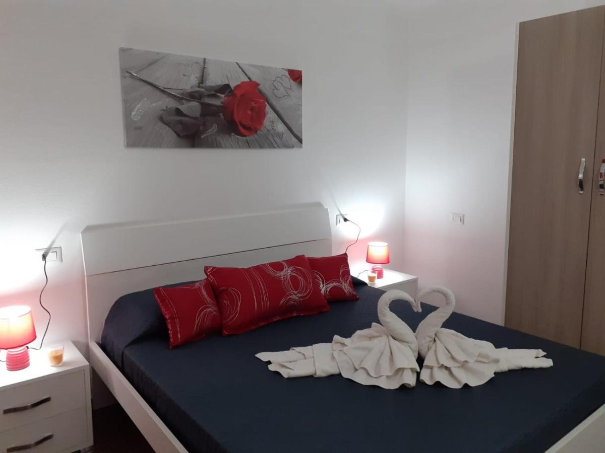 Sos Appentos 3 - Indipendente 4/6 Posti Letto Lägenhet Siniscola Exteriör bild