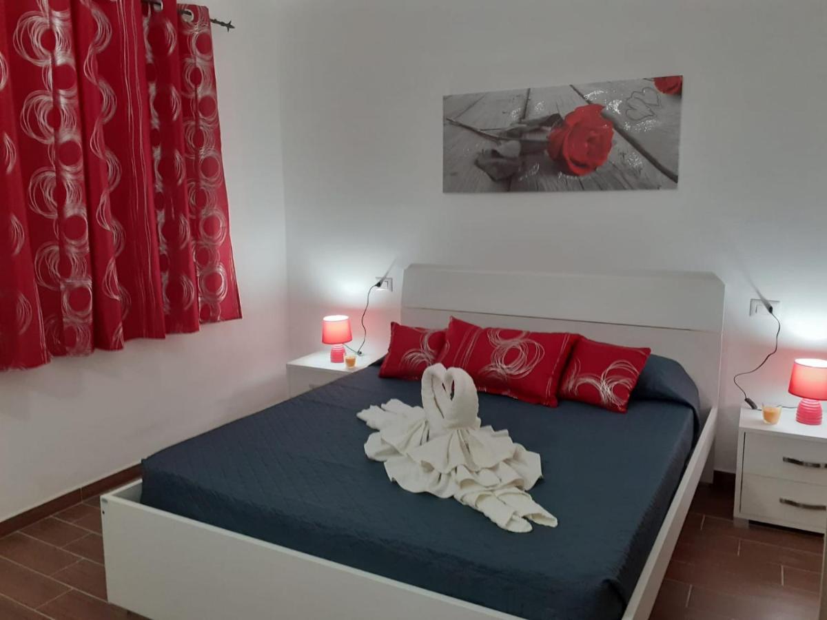 Sos Appentos 3 - Indipendente 4/6 Posti Letto Lägenhet Siniscola Exteriör bild